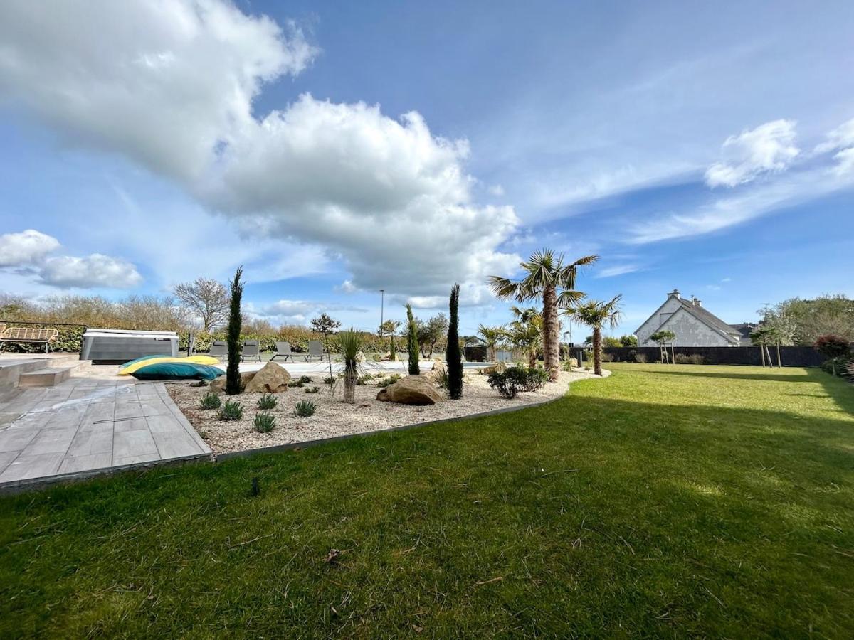 Superbe Villa Tout Confort Avec Piscine Chauffee Er Couverte Et Spa A 2 Pas De La Plage Фуенан Екстериор снимка