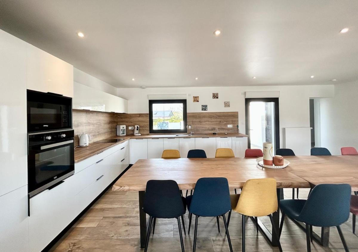 Superbe Villa Tout Confort Avec Piscine Chauffee Er Couverte Et Spa A 2 Pas De La Plage Фуенан Екстериор снимка